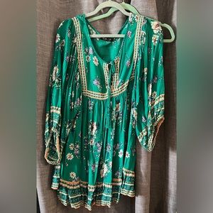 Beautiful, vibrant colored blouse